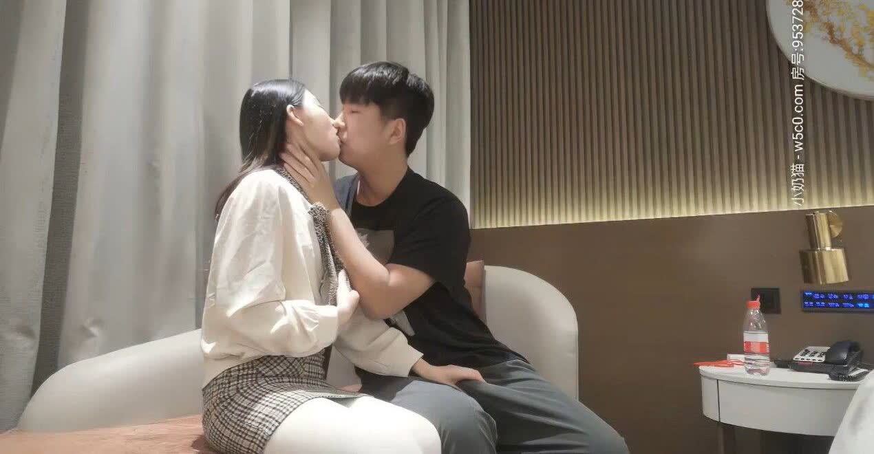 IPX-564 口内射精OK！ 即尺超好きおしゃぶり痴女ナース 楓カレン