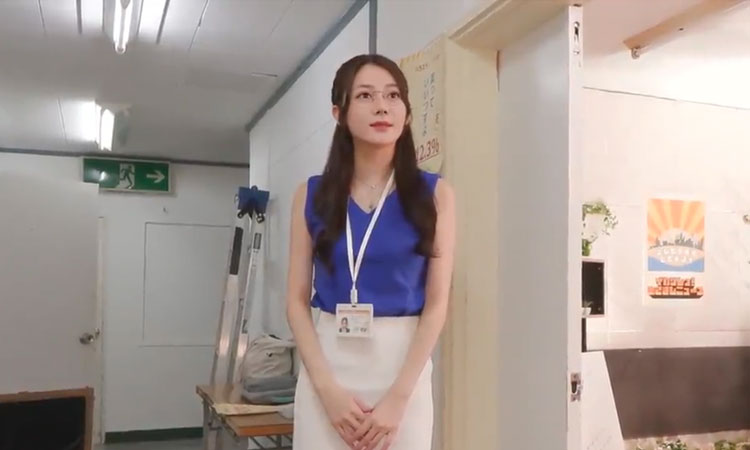 迪丽热巴-新闻女主播亲自指导观众如何做爱